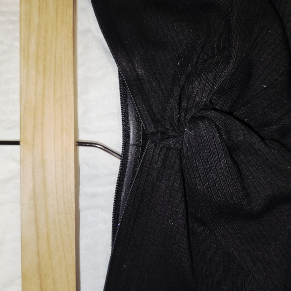 SHEIN Elegant Black Bandeau Top - Picture 2 of 9